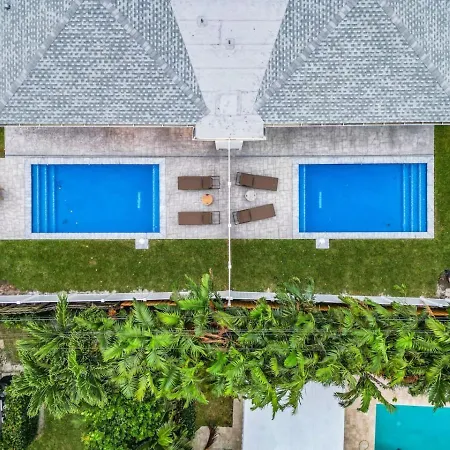 Luxe 6 Bed Heated Pool Villa I 5 Min To Beach I Bbq